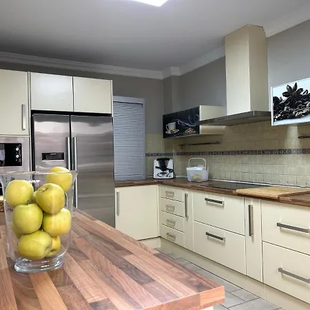 아파트 Casa Daniella Vivienda A 잉헤니오